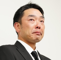 “아버지와 이미 화해했다” 폭행 당한 큰딸 편지공개…아베는 눈물의 사퇴