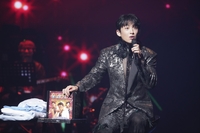 신승태, 5개월 만의 단독 콘서트 성황…미공개 신곡 ‘연연’ 첫 공개