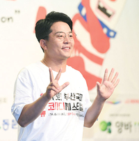 김준호, 예비 아빠 육아 체험…황보라 아들 우인이와 소동