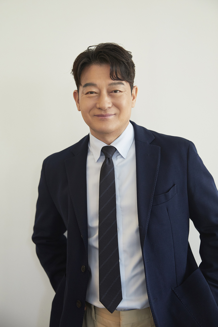 조성하가 채운 ‘반야아재’의 마지막 밤…“전석매진, 관객 성원에 깊은 감동”
