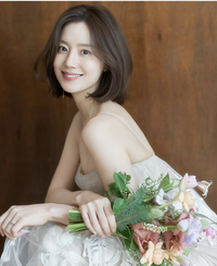 “6월의 신부” 문채원, 품절녀 된다…직접 공개한 눈부신 웨딩 화보 ‘여신 강림’