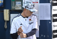 [포토] 김원형 감독 ‘한 방 부탁해’