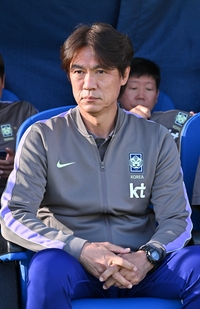 홍명보 “전술보다 신뢰가 더 중요…월드컵 즐기며 임하길” FIFA 단독인터뷰 [SS과달라하라 현장]