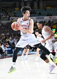 [공식] ‘칼바람 쌩쌩’ KBL FA 시장, 김영현·홍경기 등 11명 은퇴…두경민도 여전히 ‘미계약’