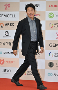 [포토] 유해진 ‘천만배우 입장’