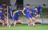 [포토]체코전 준비하는 조규성과 김민재