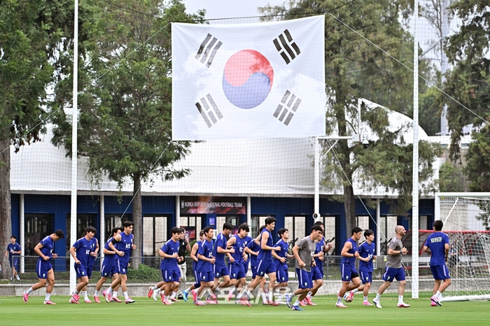 월드컵 중계전 시작됐다…KBS·JTBC, 안방 응원 누가 잡을까[SS연예프리즘]