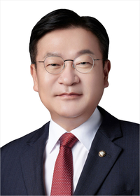 정점식 의원, 국민의힘 신임 원내대표 선출