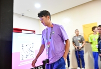 [포토]체코전 공식 기자회견, 손흥민 입장