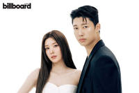 ‘워터밤 여신’ 권은비, 훈남 축구선수와 만나...특별한 투샷 공개