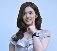 [포토] 트와이스 사나 ‘볼 콕!’