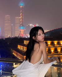 ‘솔로지옥5’ 김민지, 상해 야경 밝히는 여신 미모