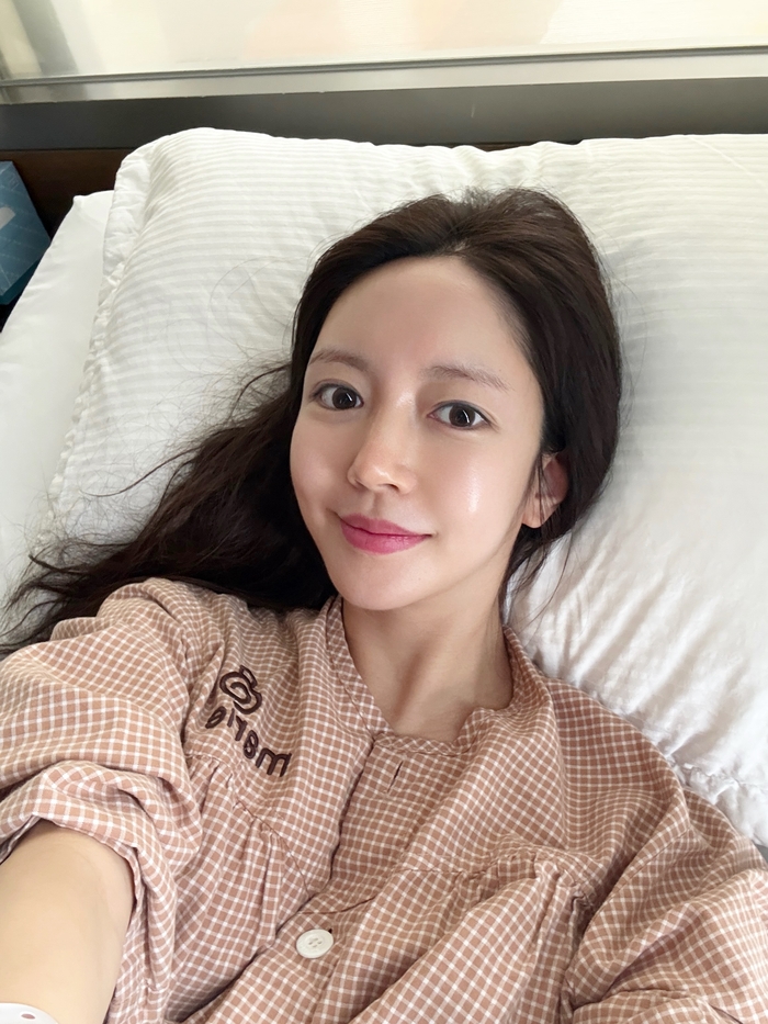 ‘이필립♥’ 박현선, 셋째 딸 출산… “세 번 힘주고 아기 만났다”