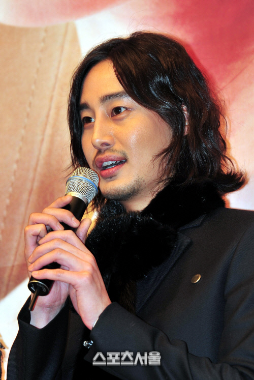 연예계 떠난 이필립, 세 아이 아빠 됐다