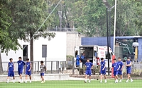 [포토]그라운드 걸으며 회복 훈련하는 축구대표팀