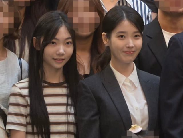 “결혼식 갔다 아이유 만났다!”…‘21세기 대군 부인’후 아이유 근황