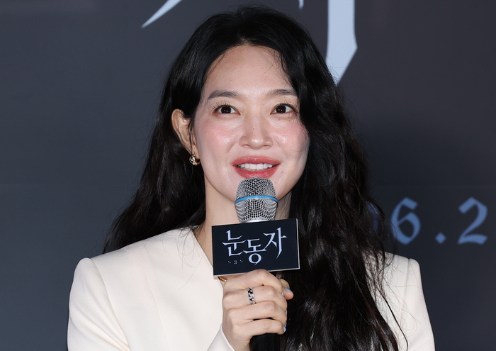 ‘눈동자’ 신민아, 혼신의 동공 연기 “눈동자 위치도 바꿨다” [SS현장]