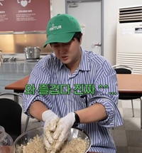 “진인 줄 알았네”…BTS 진 ‘친형’ 김석중 등장, 놀라운 싱크로율