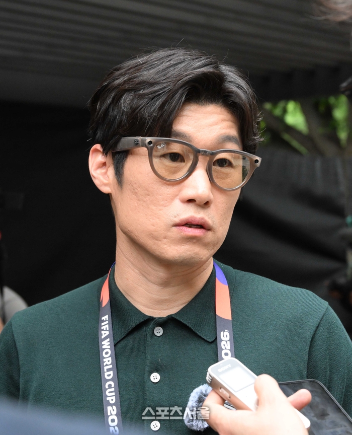 ‘레전드’ 박지성의 뼈 있는 조언 “손흥민 원톱? 측면? 위치가 중요한 게 아냐” [SS사포판 현장]