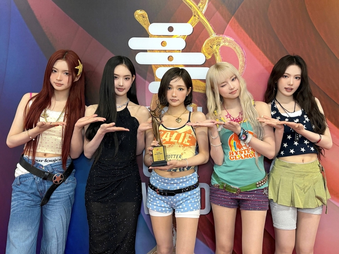 키키, ‘서울가요대상’서 2년 연속 수상 쾌거...본상 수상→이솔 MC 활약까지