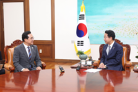 조정식 국회의장, 박홍근 기획예산처 장관 접견… “혁신과 포용의 2027년 예산 편성해야“