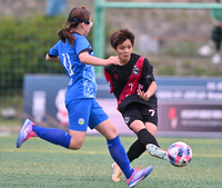 [포토] 서울WFC 이소이 ‘골로 연결되는 날카로운 슈팅’