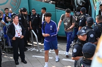 [포토]결전의 장소 몬테레이에 도착하는 손흥민