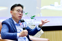 ‘전통 화학’ 벗어나는 LG화학…AI 기반 고부가 소재에 15조 베팅