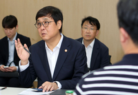 문체부, 프로스포츠·공연 입장권 다량 판매자 15명 ‘경찰에 수사’ 의뢰