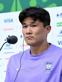 [포토]남아공전 공식 기자회견 나선 김민재