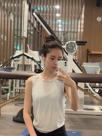 ‘10kg 감량’ 안은진, 선명한 쇄골·슬림 실루엣 ‘눈길’