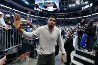 ‘그리스 괴인’ 품은 마이애미, 아데바요와 이룰 ‘트윈 타워’→NBA ‘동부 패권’ 도전 [SS시선집중]