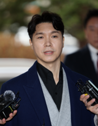 “박수홍 여성과 동거설” 퍼트린 형수, 2심도 징역 10개월 구형에 결국 고개 숙였다
