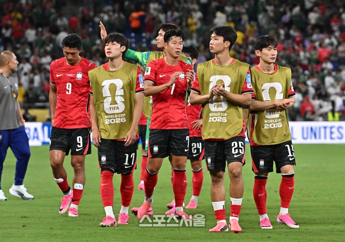 [포토]남아공에 패한 한국 대표팀