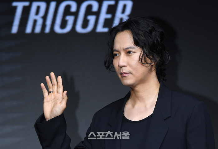 “정확히 반쯤 죽어있어”…김남길, 의미 심장한 글에 무슨 일?