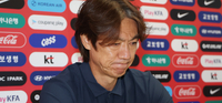 [전문]‘108초짜리 사퇴문’ 읽은 홍명보 감독 “韓축구 위한 마음까지 내려놓은 건 아니다”