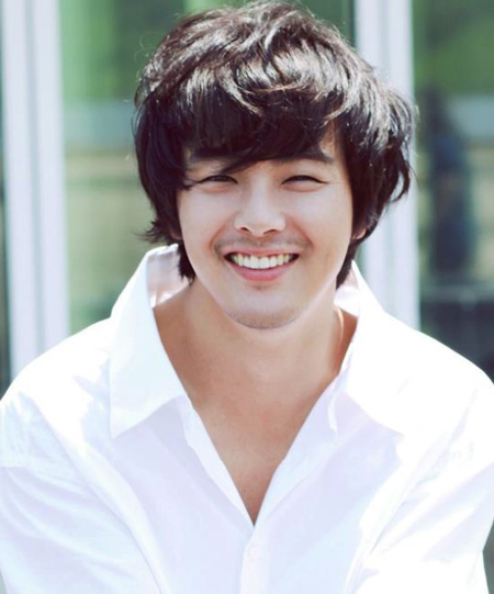 ‘겨울연가’ 박용하, 벌써 16년…33세에 멈춘 한류스타 시간