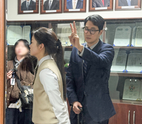 “김부장, 예능감까지 장착”...소지섭, SNS에 ‘장난기 가득’ 귀요미 모습 공개