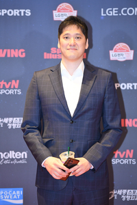 [공식] ‘18년 원클럽맨’ 함지훈, 현대모비스 코치 합류…“기분 새로워, 내가 가진 모든 걸 쏟아붓겠다”