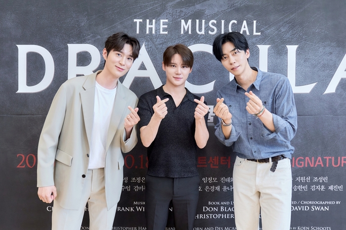신성록·김준수·전동석 ‘한 목소리’…뮤지컬 ‘드라큘라’ 10주년 캐스트 앨 전격 공개