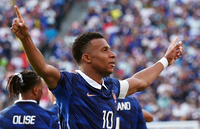 ‘메시 추격자’ 음바페 ‘5~6호골 폭발’ 득점 공동 1위…프랑스, 스웨덴 3-0 완파 ‘16강행’ [북중미는 지금]