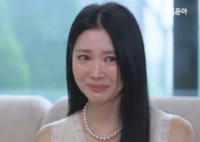 “민이를 손자로 품어줬다”…오윤아, 11만에 눈물의 ‘재혼 결심’