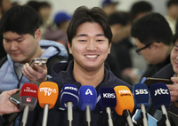‘LG 트윈스에서 ML 트윈스로’…고우석, 방출·강등 버티고 빅리그 데뷔 보인다