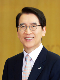 [교보생명 위기 진단 上] ‘하루 벌금 2.7억’ 벼랑 끝 신창재…지분 33% 강제 매각 위기 내몰린 교보생명