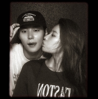 열애 기희현, ♥이상윤에 ‘뽀뽀 사진’ 깜짝 공개 [★SNS]