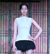 [포토] 노윤서 ‘파격적인 패션’
