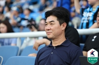 ‘유효 슛 15개’였는데, 후반기 2경기 ‘무득점’으로 2연패…인천 윤정환 감독 “나의 부족함이 선수들을 어렵게 만들었다”[현장인터뷰]