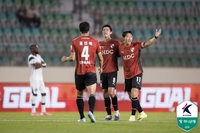 김민혁 결승골 부산, 김포 2-0 잡고 2위 수원 삼성과 다시 4점 차 선두로[K리그2 종합]
