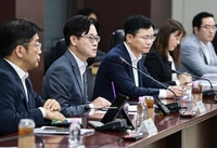 AI 데이터센터가 살릴 철강 수출…EU 무관세 쿼터 46% 축소는 새 변수