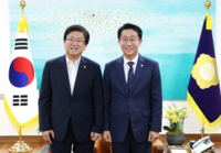 조정식 국회의장, 최교진 교육부 장관 접견... “‘가짜와 혐오’ 아닌 ‘진실과 상생’의 교육문화 만들어야”